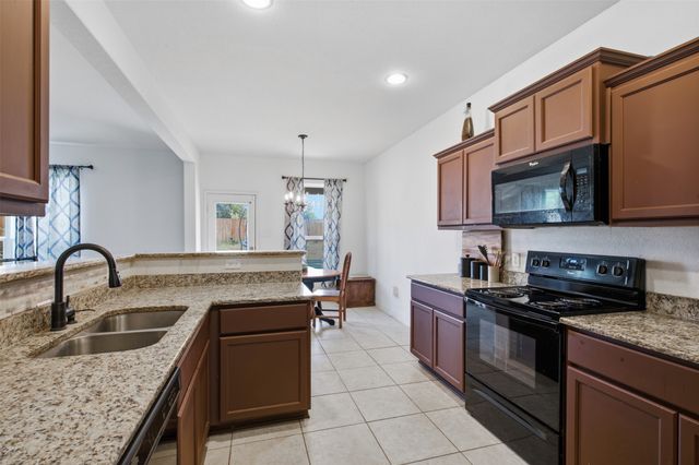 16 Kramer Court, Sanger, TX 76266