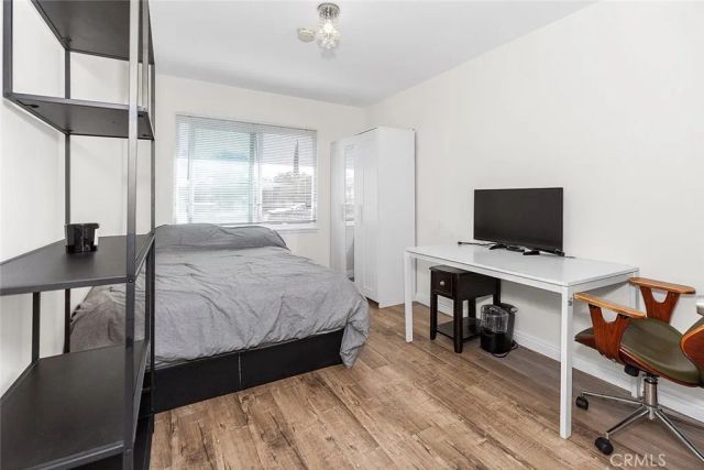 8827 Sylmar Avenue, Panorama City, CA 91402