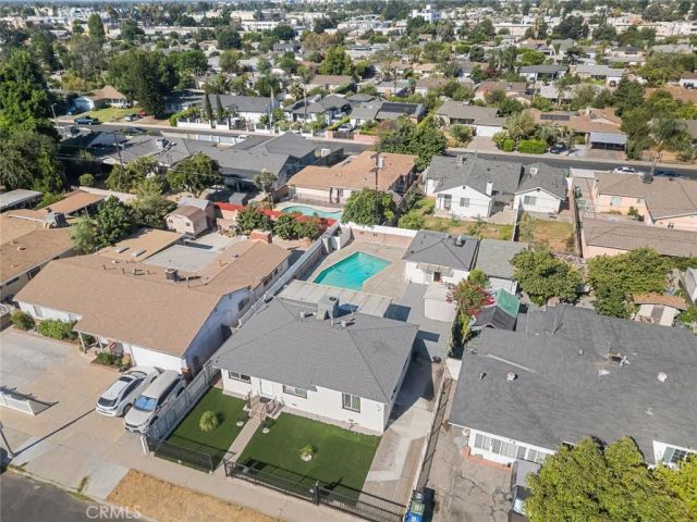 8827 Sylmar Avenue, Panorama City, CA 91402