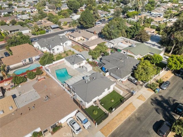 8827 Sylmar Avenue, Panorama City, CA 91402