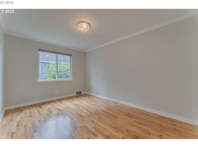 3921 Se BOISE St, Portland, OR 97202