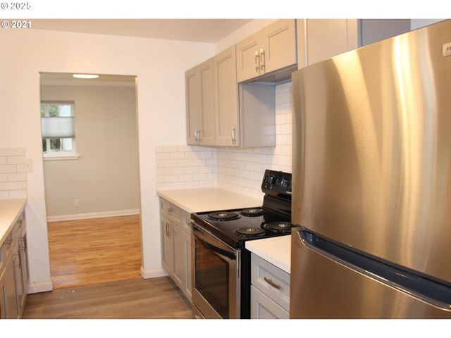 3921 Se BOISE St, Portland, OR 97202