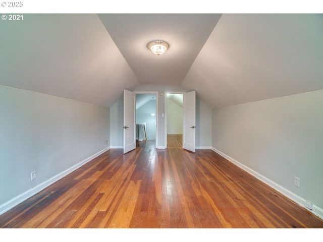 3921 Se BOISE St, Portland, OR 97202