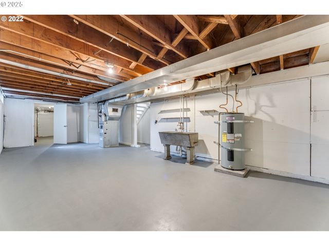 3921 Se BOISE St, Portland, OR 97202