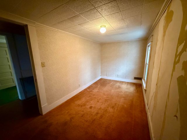 2202 S Farm Road 107, Springfield, MO 65802