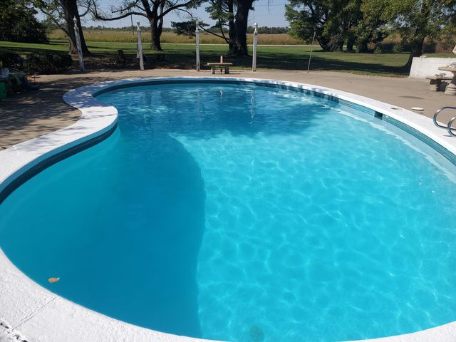 2202 S Farm Road 107, Springfield, MO 65802