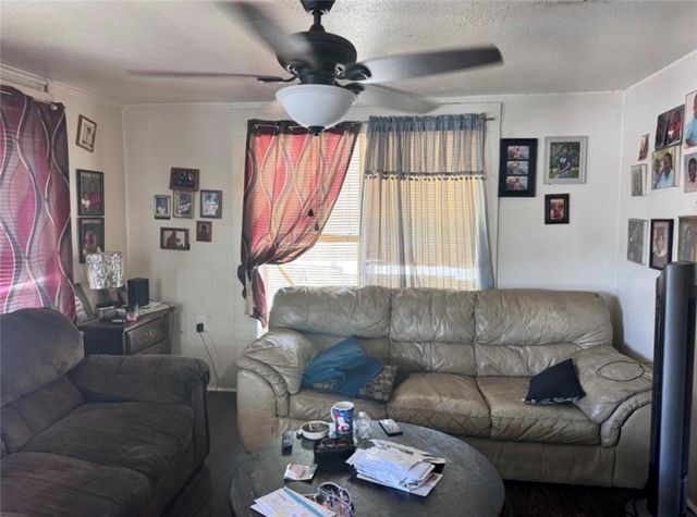 906 West Martin Luther King Jr Street, Bryan, TX 77803