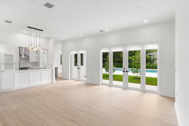 1213 Andora Ave, Coral Gables, FL 33146