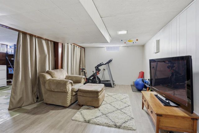 603 E GOODALL STREET, Appleton, WI 54915