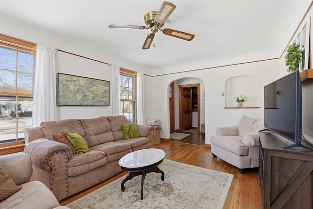 603 E GOODALL STREET, Appleton, WI 54915