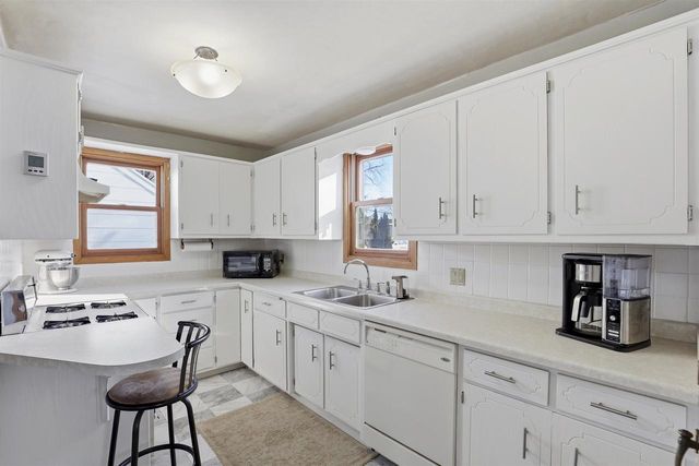 603 E GOODALL STREET, Appleton, WI 54915