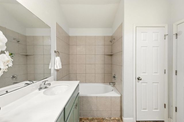 5913 Red Bud Ridge LN, Austin, TX 78744