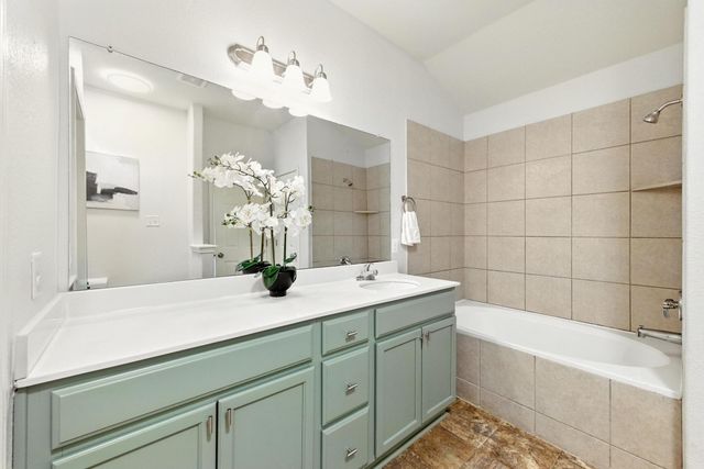 5913 Red Bud Ridge LN, Austin, TX 78744