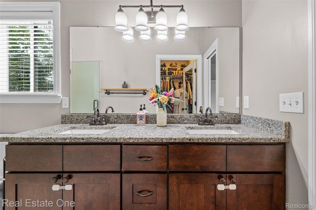 428 Pheasant Ridge Court, Brandon Charter Township, MI 48462