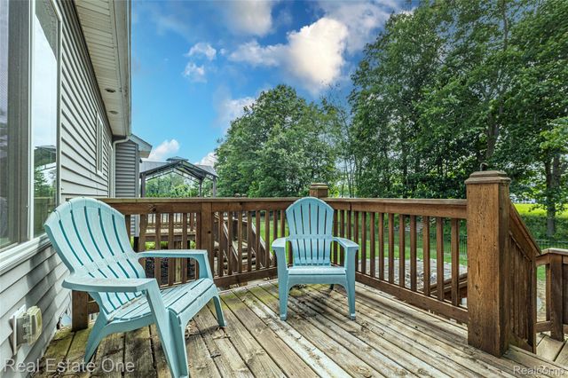 428 Pheasant Ridge Court, Brandon Charter Township, MI 48462