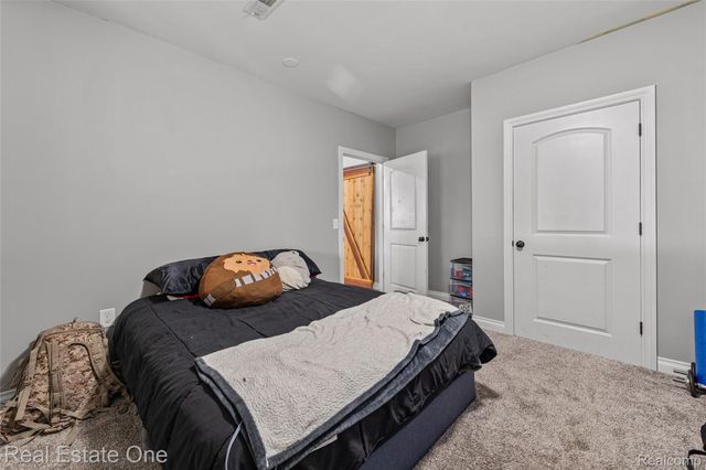 428 Pheasant Ridge Court, Brandon Charter Township, MI 48462
