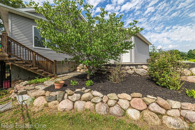 428 Pheasant Ridge Court, Brandon Charter Township, MI 48462