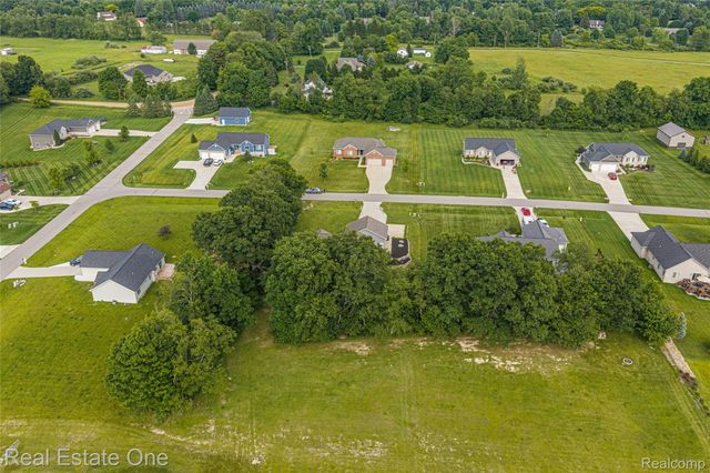 428 Pheasant Ridge Court, Brandon Charter Township, MI 48462