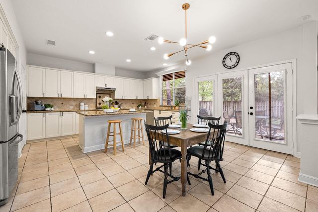 10 Pine Island Place, The Woodlands, TX 77382