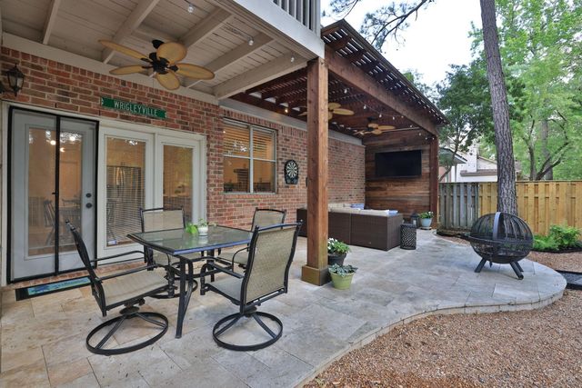 10 Pine Island Place, The Woodlands, TX 77382