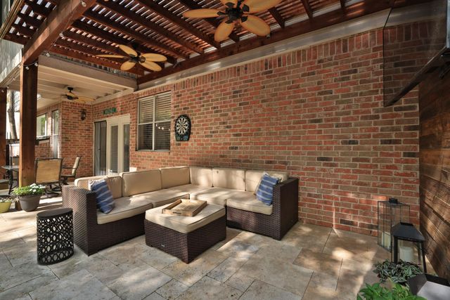 10 Pine Island Place, The Woodlands, TX 77382