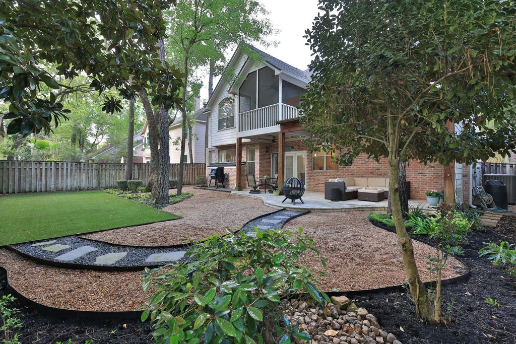 10 Pine Island Place, The Woodlands, TX 77382