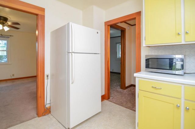 1253 ELM STREET, Green Bay, WI 54302