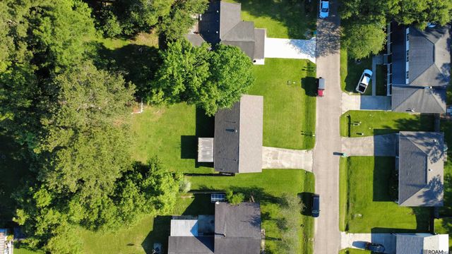 26416 Shadow Brook Ave, Denham Springs, LA 70726