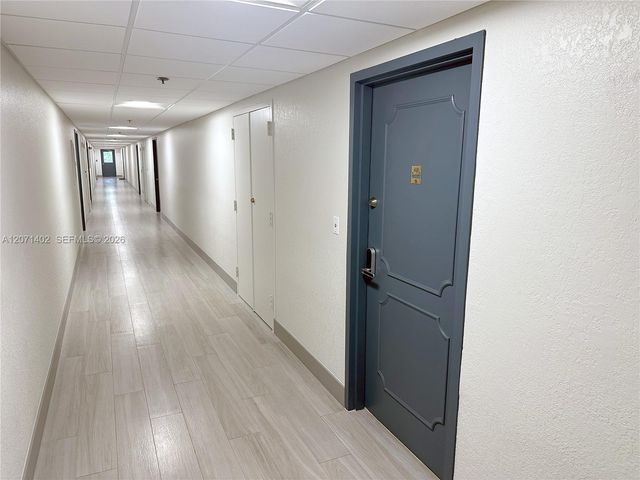 919 Hillcrest Drive 407, Hollywood, FL 33021