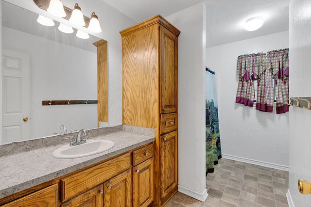1848 Owl Rd, Diana, TX 75640