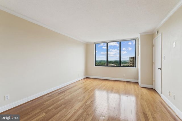 5225 POOKS HILL RD #1701N, Bethesda, MD 20814