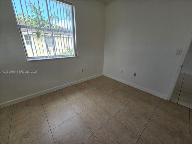 2758 SE 17th Ave 203, Homestead, FL 33035