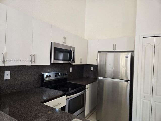 2758 SE 17th Ave 203, Homestead, FL 33035
