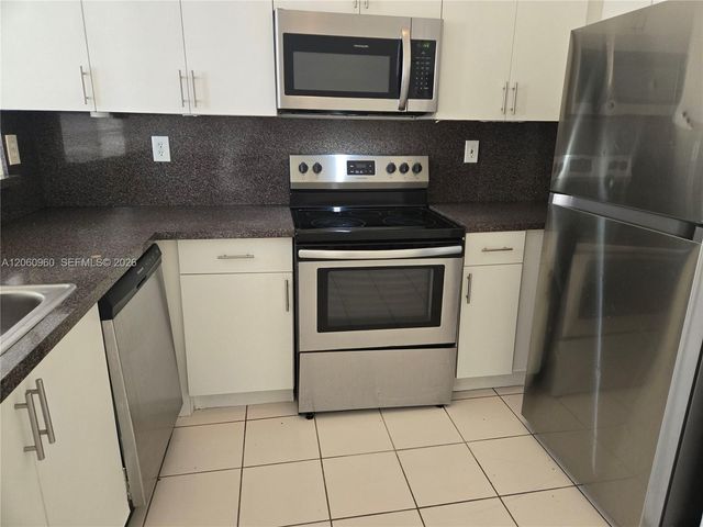 2758 SE 17th Ave 203, Homestead, FL 33035