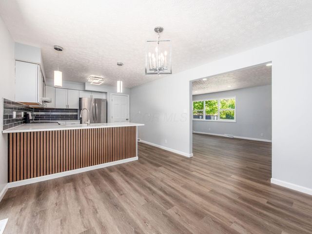 1585 N Wilson Road, Columbus, OH 43204