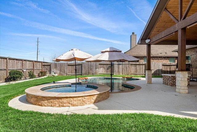 16315 Tyler Reach Drive, Hockley, TX 77447