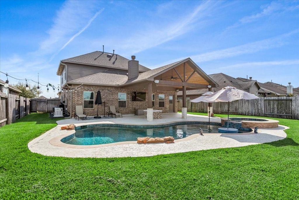 16315 Tyler Reach Drive, Hockley, TX 77447