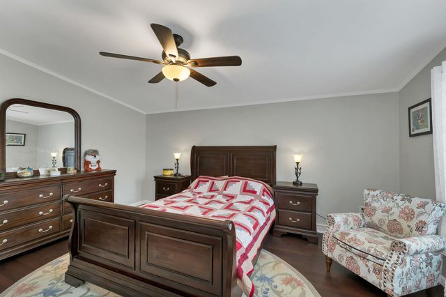 608 Canterbury Drive, Exeter, NH 03833