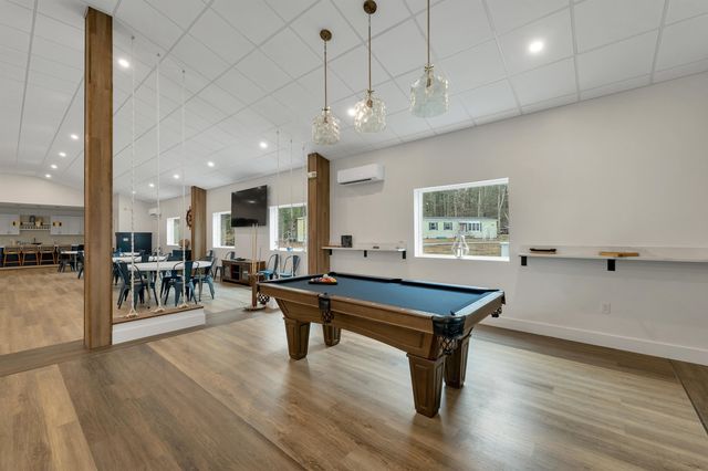 608 Canterbury Drive, Exeter, NH 03833