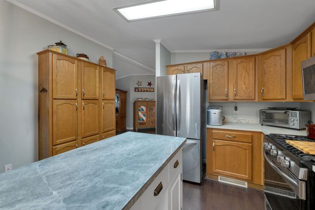 608 Canterbury Drive, Exeter, NH 03833