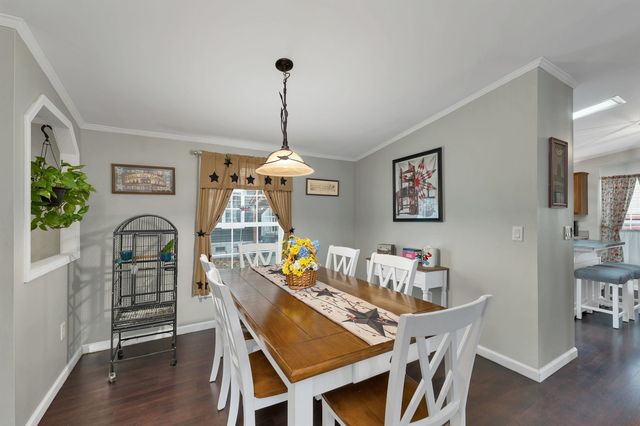 608 Canterbury Drive, Exeter, NH 03833