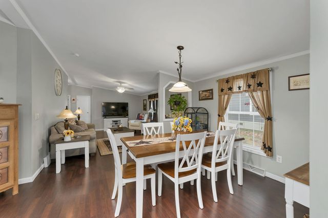 608 Canterbury Drive, Exeter, NH 03833