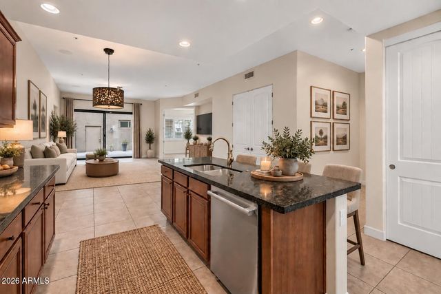 36600 N CAVE CREEK Road A7, Cave Creek, AZ 85331