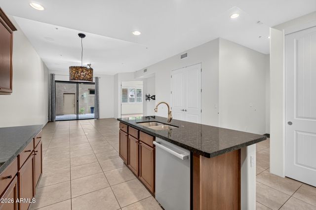 36600 N CAVE CREEK Road A7, Cave Creek, AZ 85331