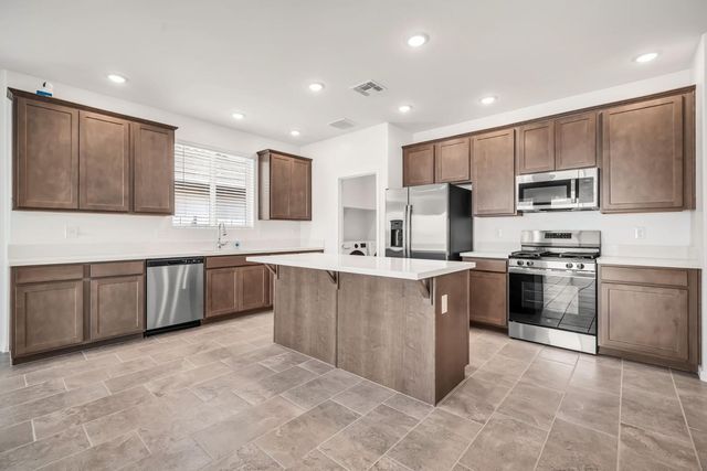 13244 W Ranch Gate Road, Peoria, AZ 85383