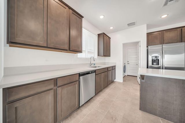 13244 W Ranch Gate Road, Peoria, AZ 85383
