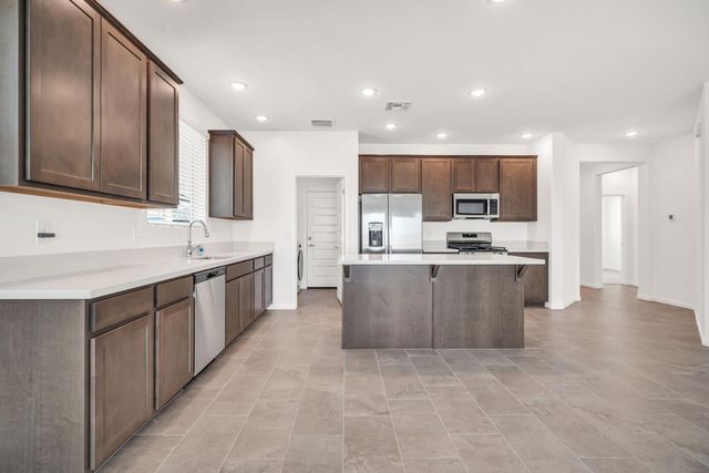13244 W Ranch Gate Road, Peoria, AZ 85383