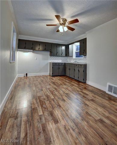 2718 Homedale Avenue NW, Canton, OH 44708