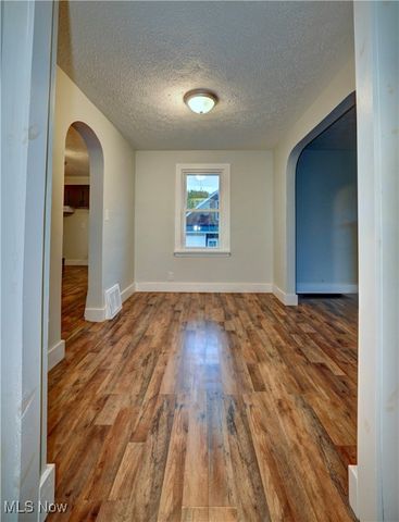 2718 Homedale Avenue NW, Canton, OH 44708