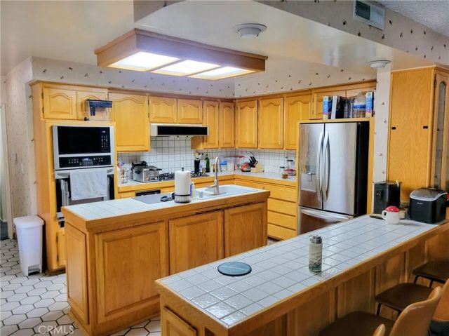 1342 Deauville Court, San Bernardino, CA 92404